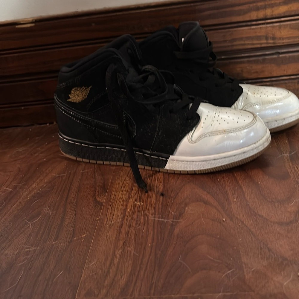 Jordan Kids Sneakers Black and White